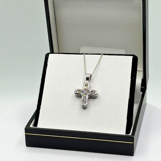 18ct White Gold & Diamond Cross Pendant Set