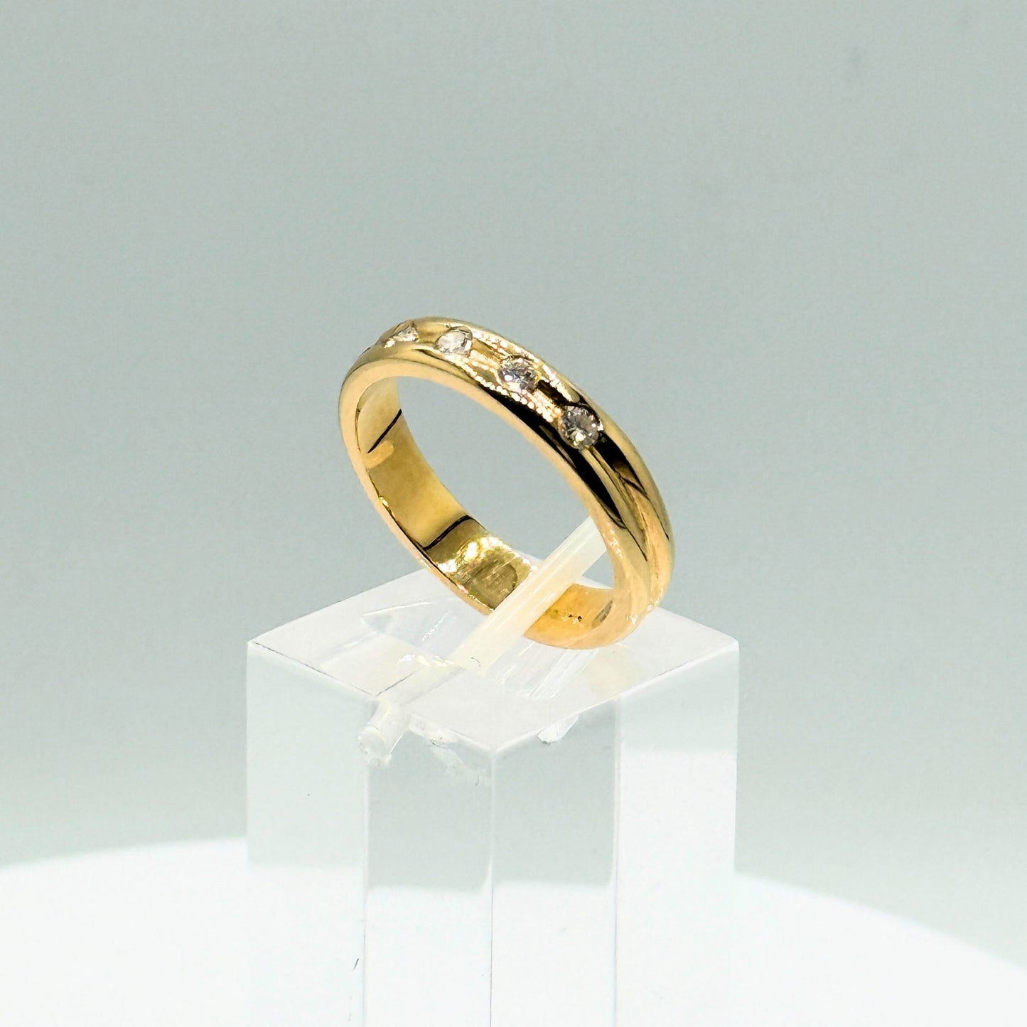 18ct Yellow Gold Band Ring With Five Round Brilliant-Cut Diamonds