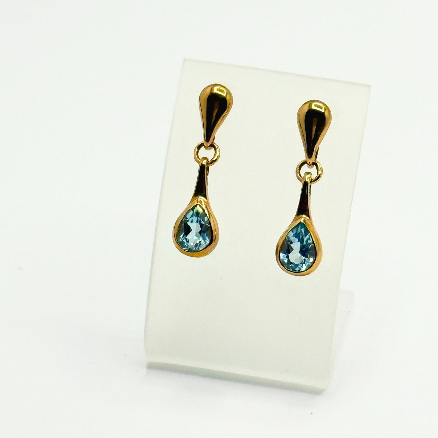 9ct Yellow Gold & Blue Topaz Drop Earrings